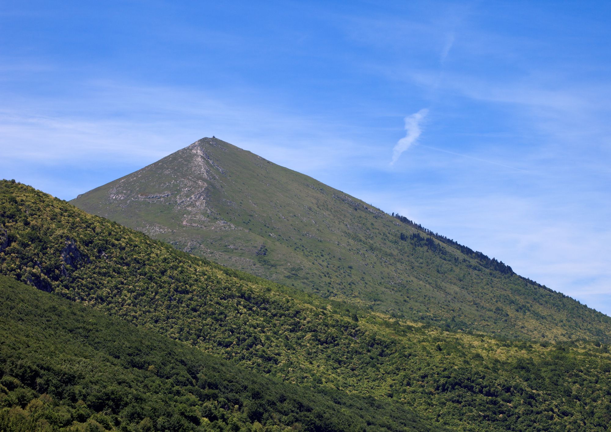 Rtanj 3 strane-3 tima